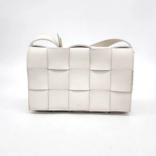 Bottega Veneta Cassette Bag-Hover-Image