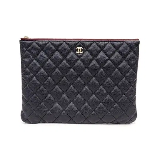 Chanel Caviar Clutch New Medium A82545