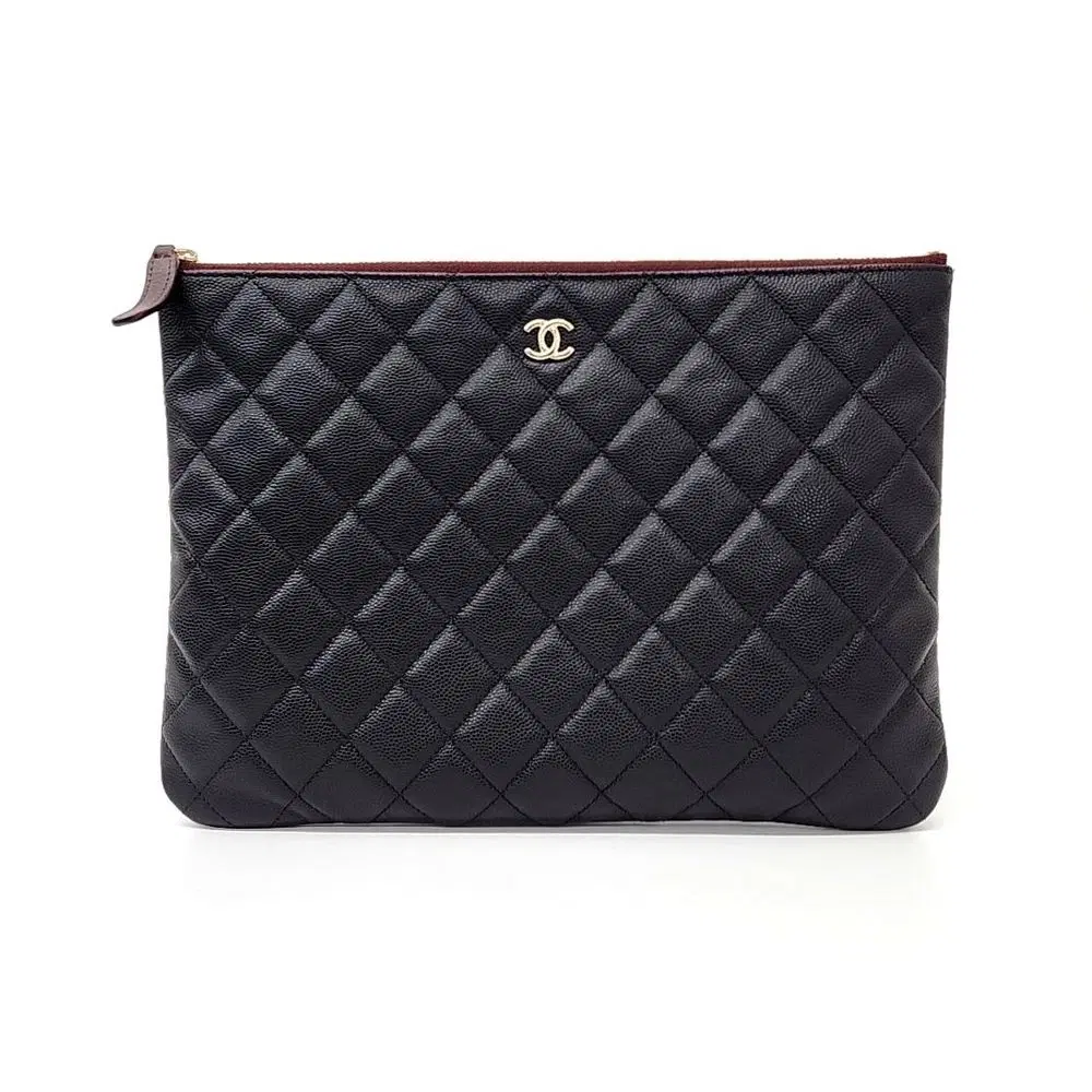 Chanel Caviar Clutch New Medium