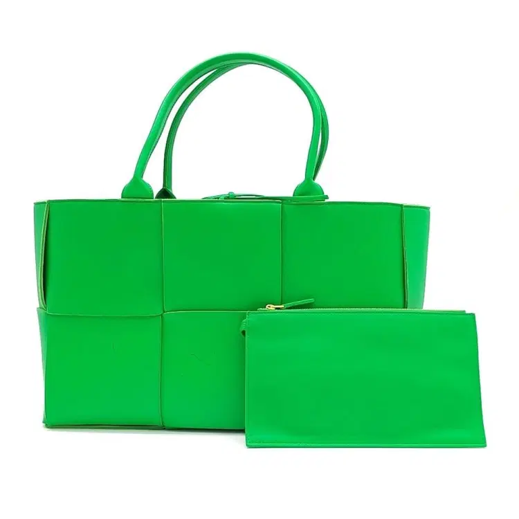 Bottega Veneta Arco Tote Bag Medium-Hover-Image
