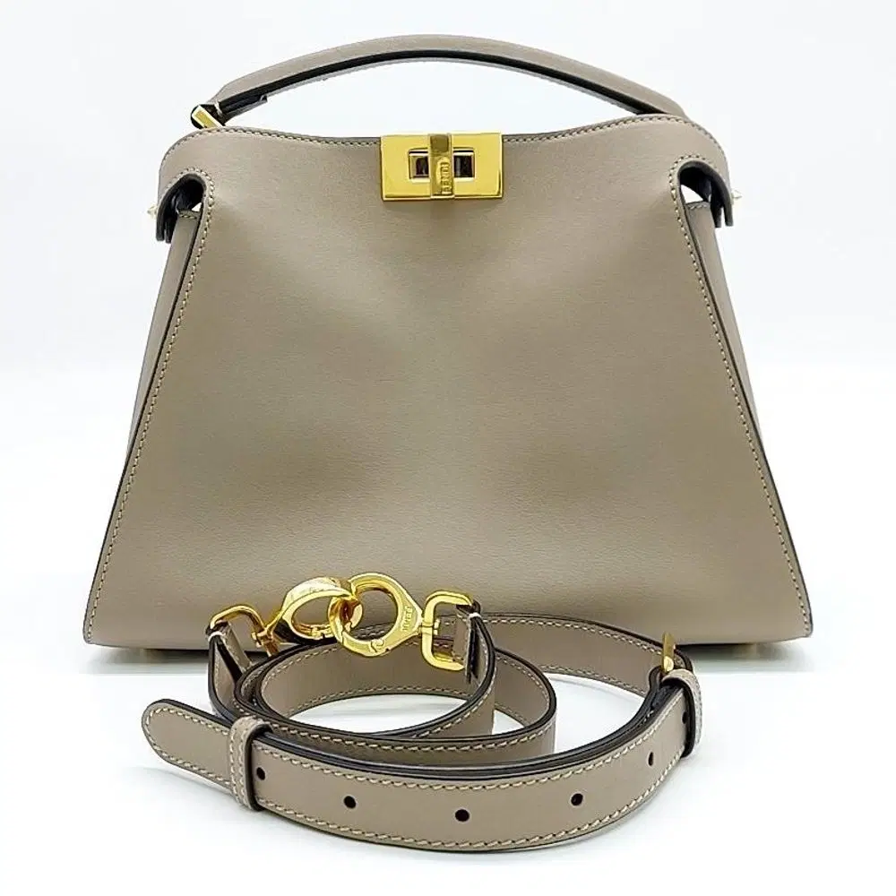 Fendi Peekaboo Essentially Mini