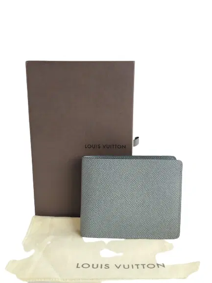 Louis Vuitton Glacier Taiga Leather Slender NM Wallet