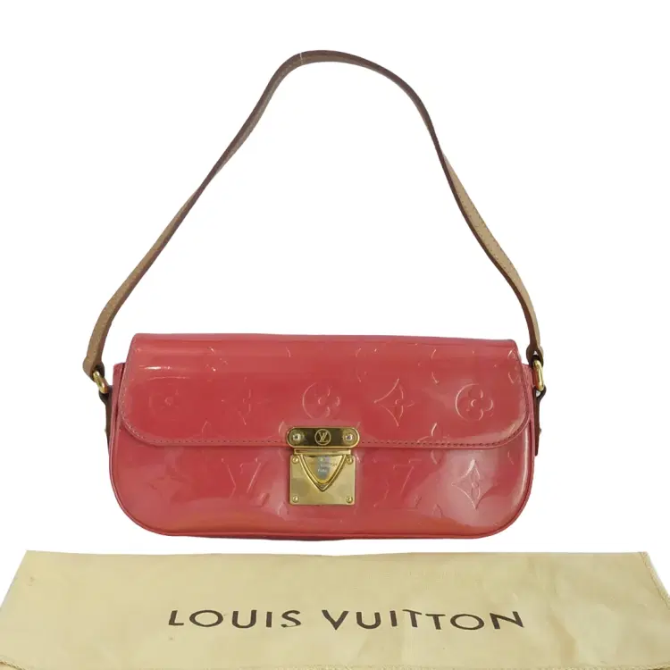 Louis Vuitton Monogram Vernis Malibu Street Clutch-Hover-Image
