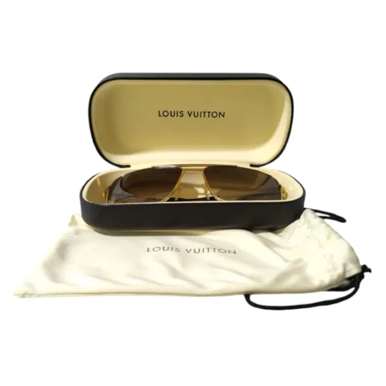 Louis Vuitton Men's Attitude Sunglasses-Hover-Image
