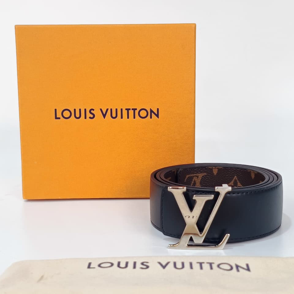 Louis Vuitton LV Initiales 40mm Reversible belt