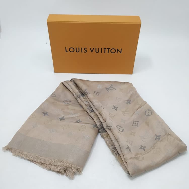 Louis Vuitton So Shine Beige Silk Shawl-Hover-Image