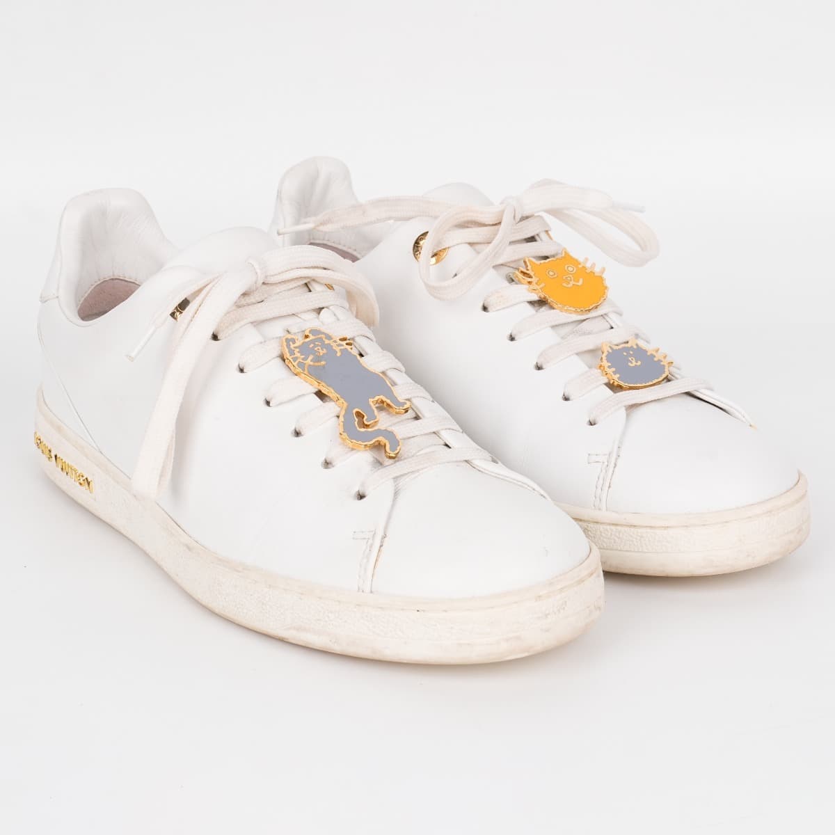Size 36 - Louis Vuitton Cat Illustration White Sneakers