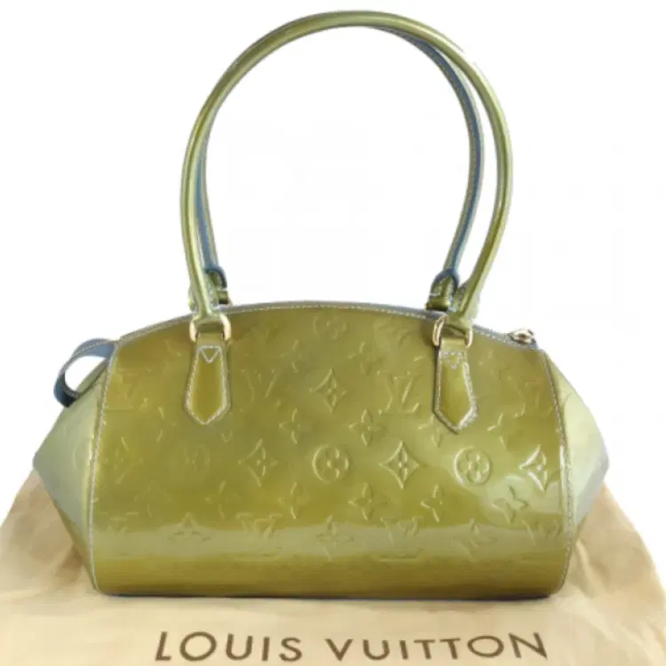 Louis Vuitton Green Vernis Leather Sherwood PM Bag-Hover-Image