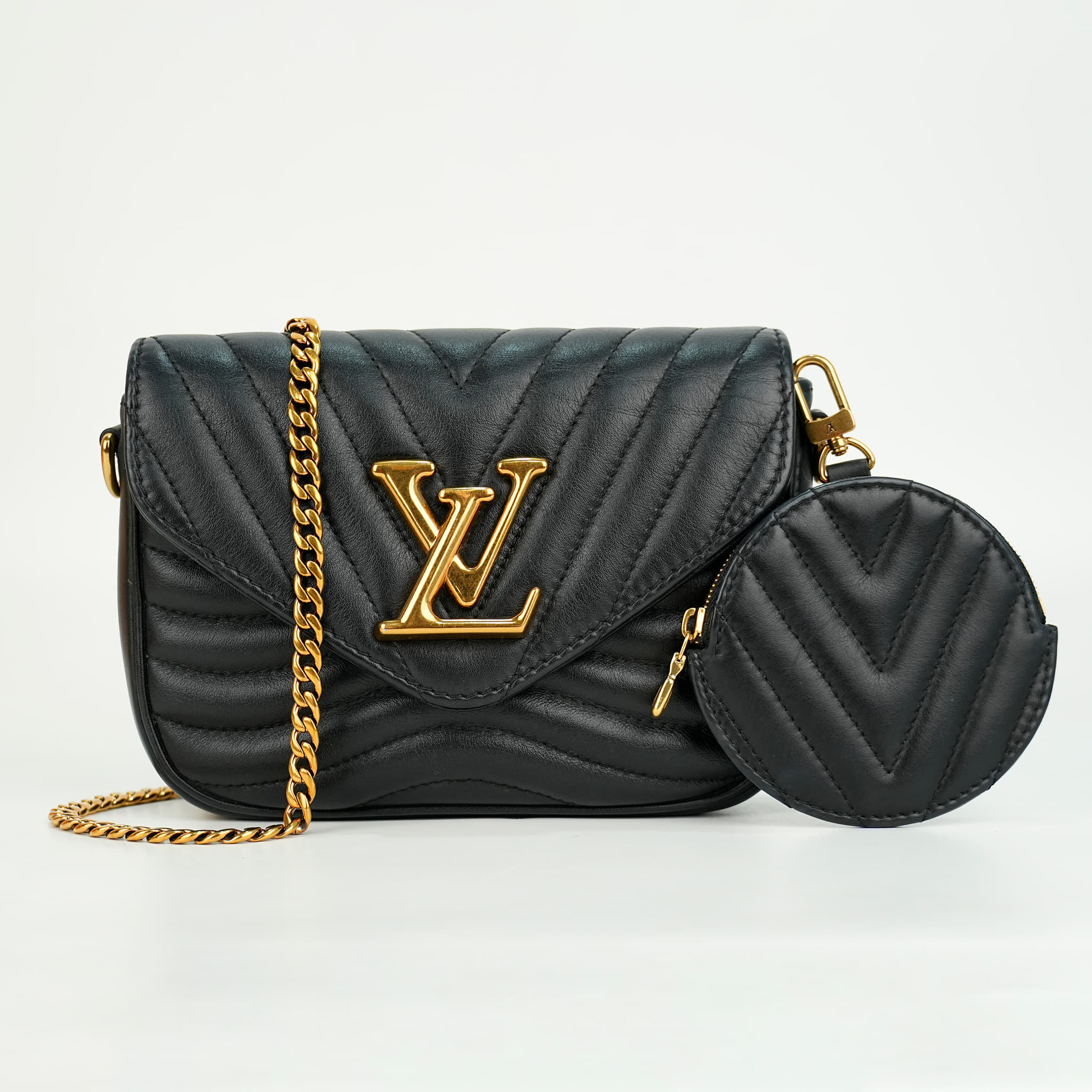 Louis Vuitton New Wave Multi-Pochette bag in black quilted calfskin leather