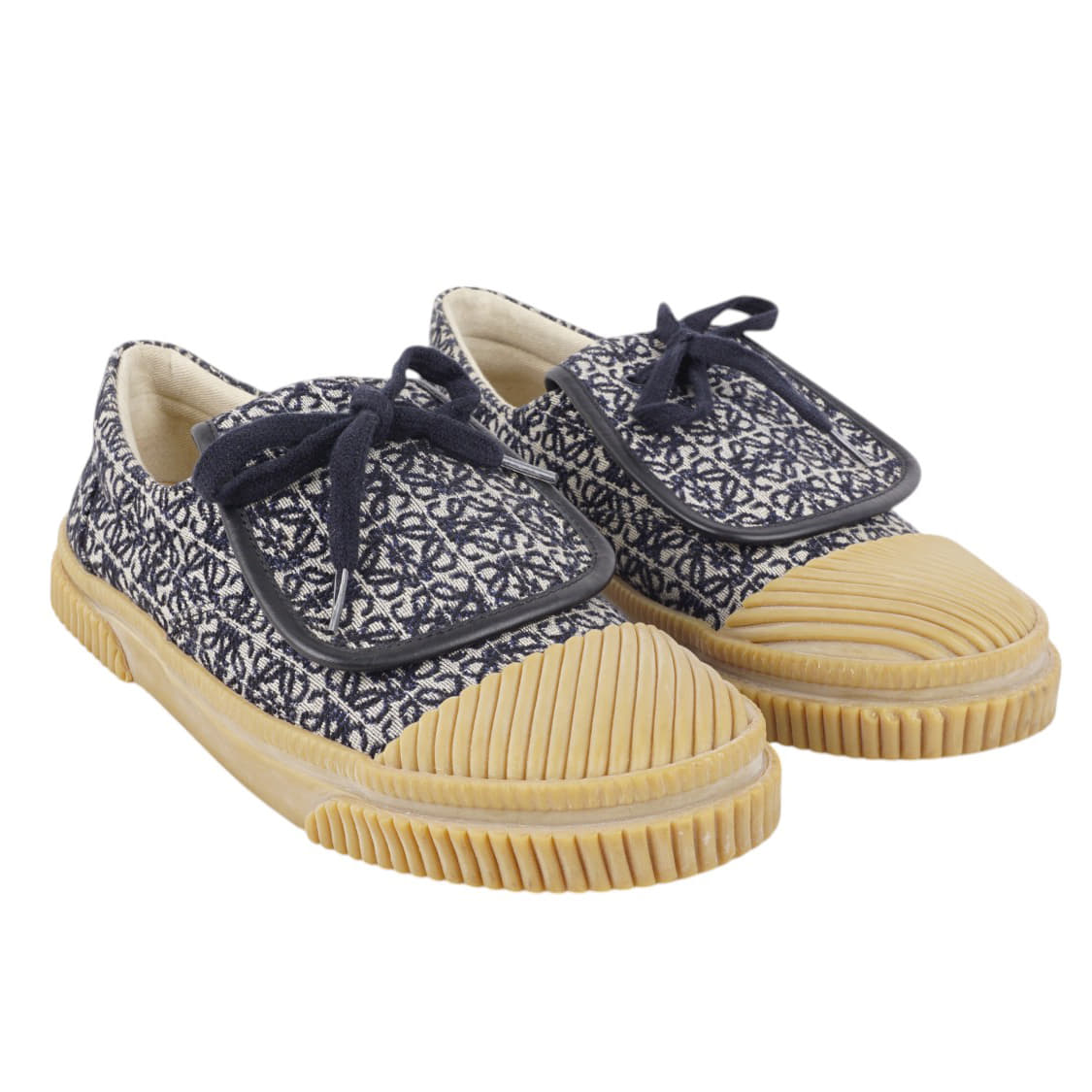 Size 38 - Loewe Anagram Jacquard Flap Sneaker