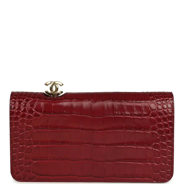 Chanel CC Clutch Burgundy Croc Embossed Calfskin Gold Hardware-Hover-Image