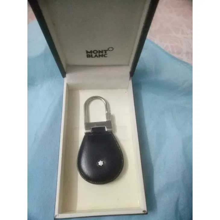 A Montblanc Meisterstuck Leather Key Fob