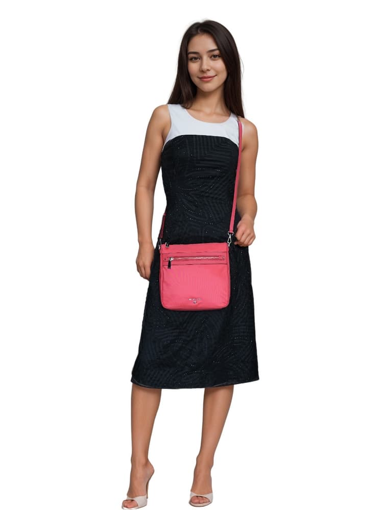 Michael Kors Jet Set Large Nylon Gabardine Messenger Bag-Hover-Image