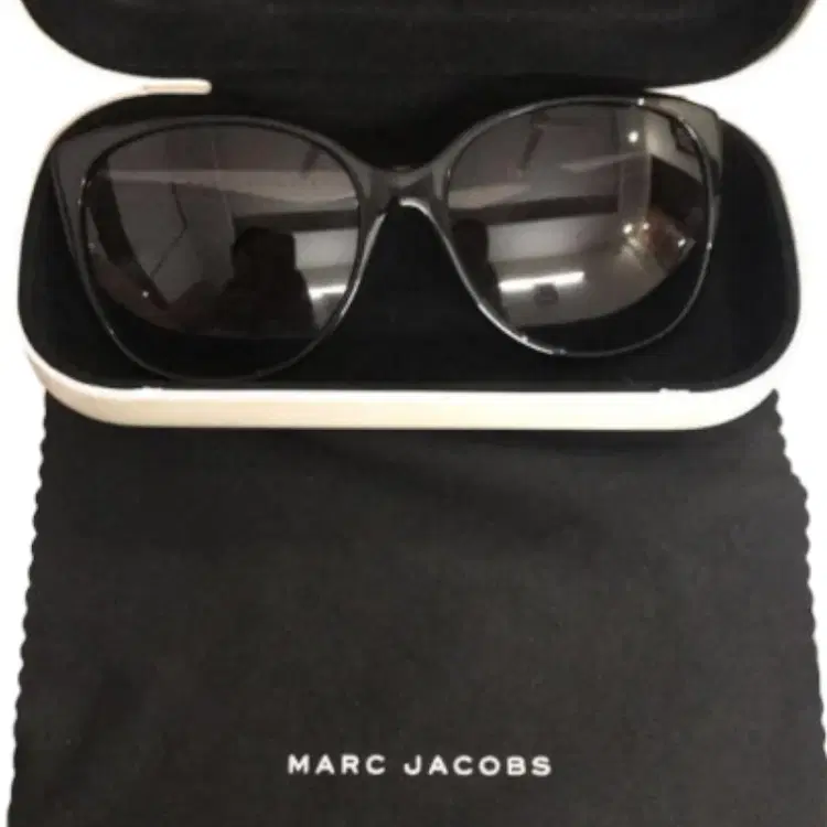 Marc Jacobs Women Cateye Sunglasses-Hover-Image