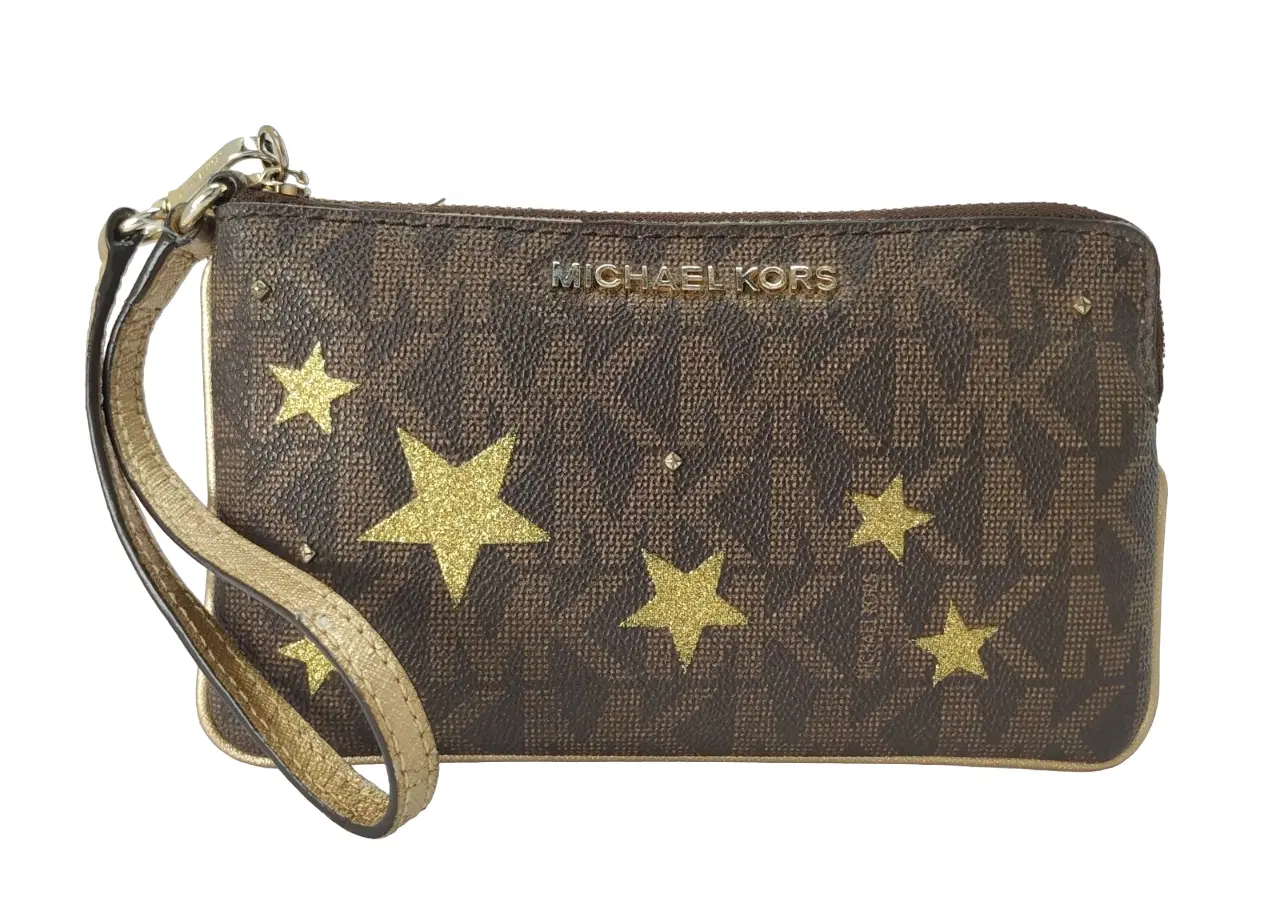 Michael Kors Star Stud Travel Continental Wallet