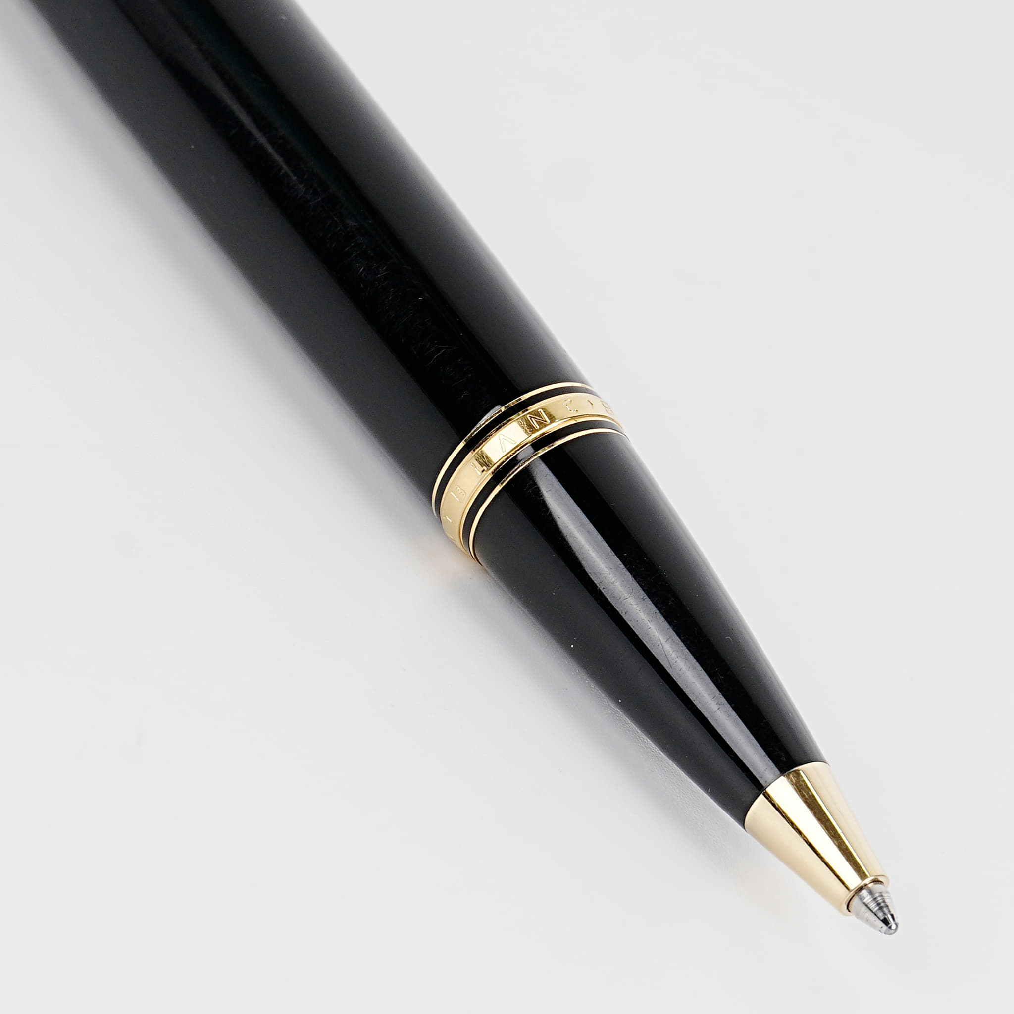 main-slider-image-1