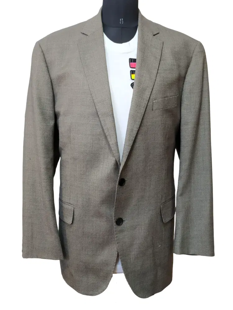 Mantoni 78112 Super 140s Wrinkle Resistant Wool Jacket-Hover-Image