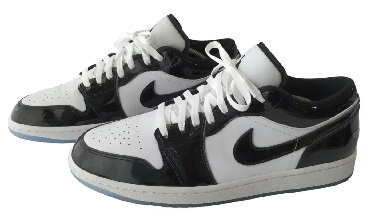 Size 10.5 - Nike Air Jordan 1 Low SE Sneakers