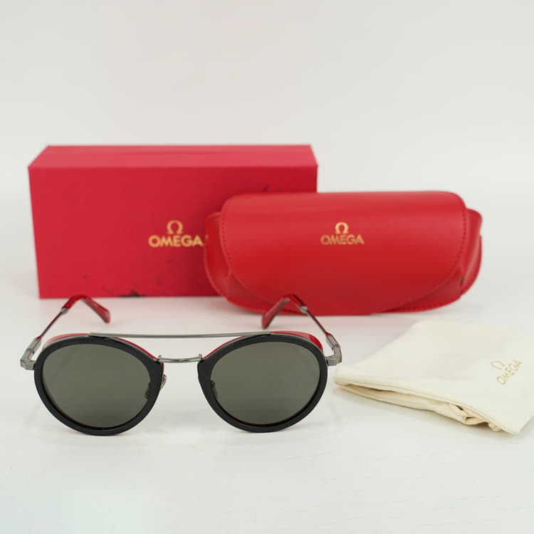 Omega Men Oval Blinkers Sunglasses-Hover-Image