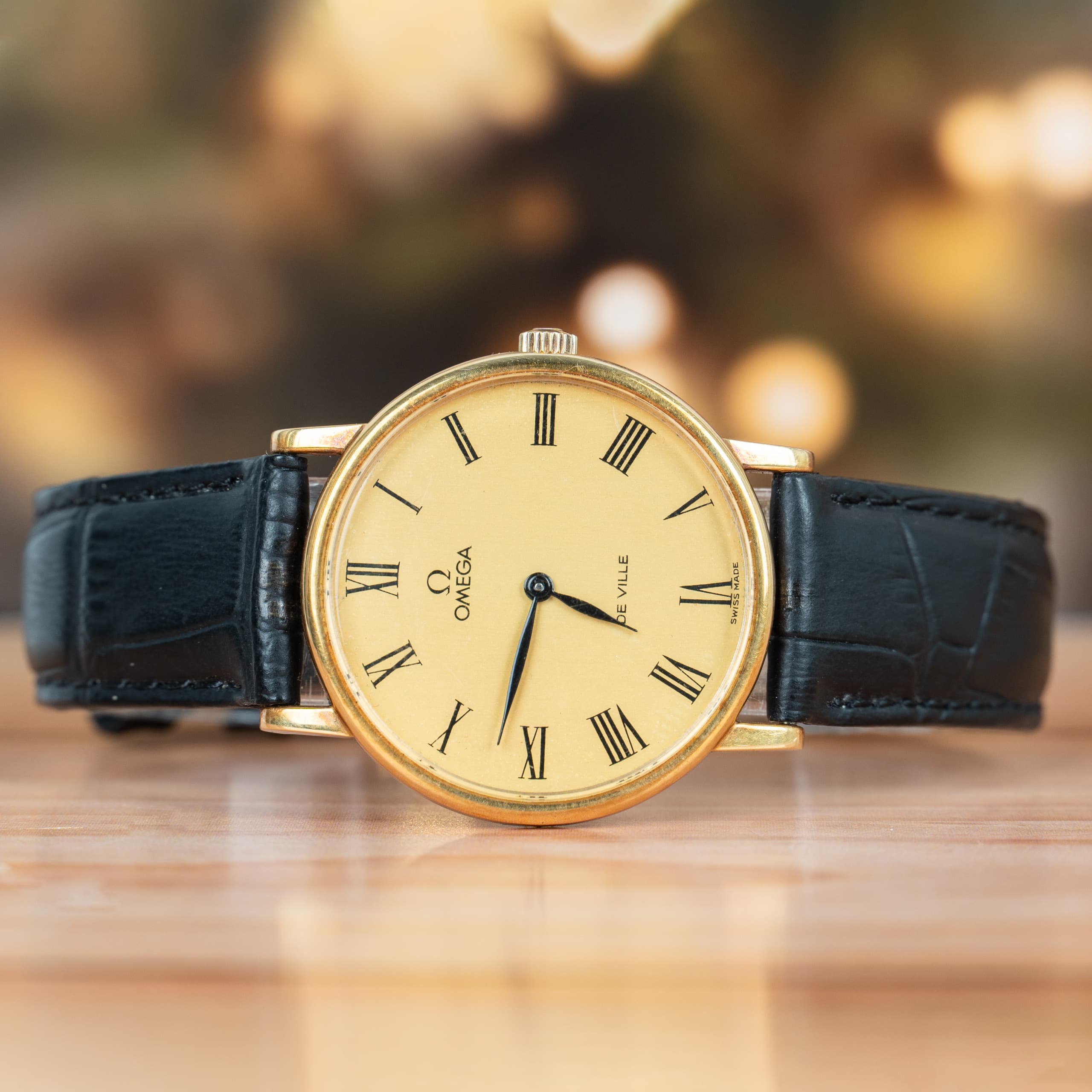 Omega De Ville 32 MM 18K Roman Number Men Watch