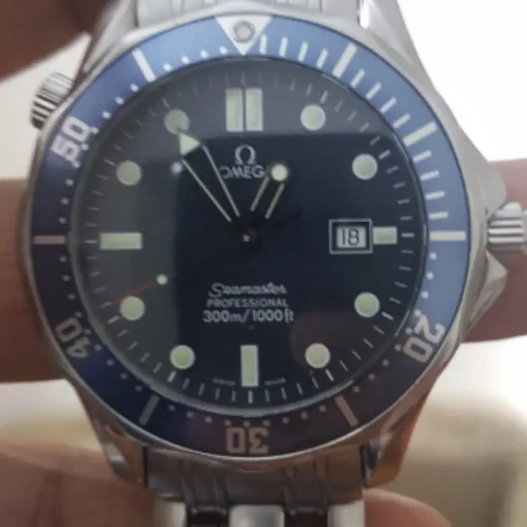 Omeg Seamaster Quartz-Hover-Image