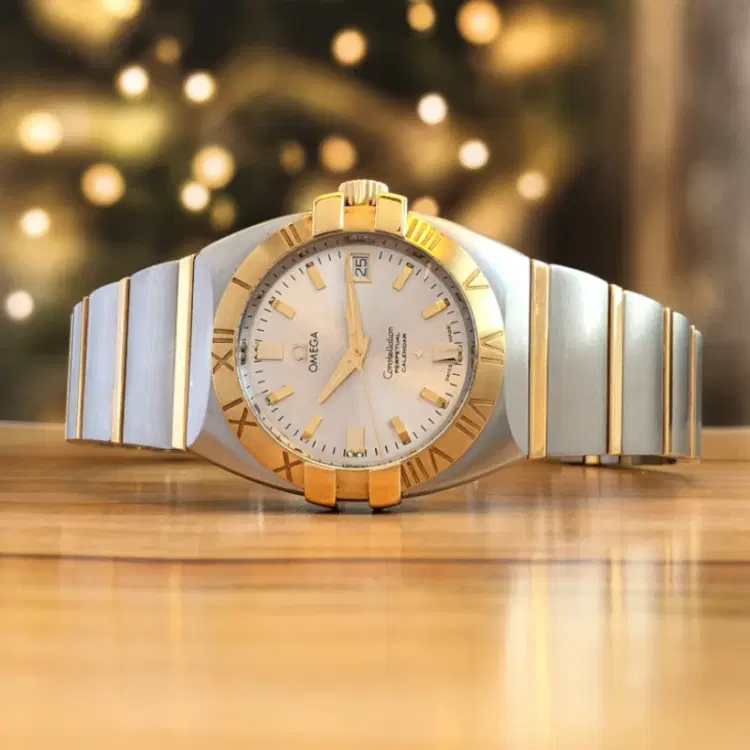 Omega Constellation Double Eagle 35MM Quartz-Hover-Image