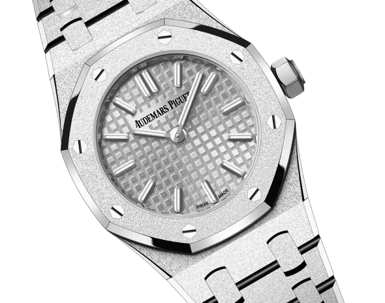 Royal Oak - 67630BC.GG.1312BC.01-B - Audemars Piguet-Hover-Image