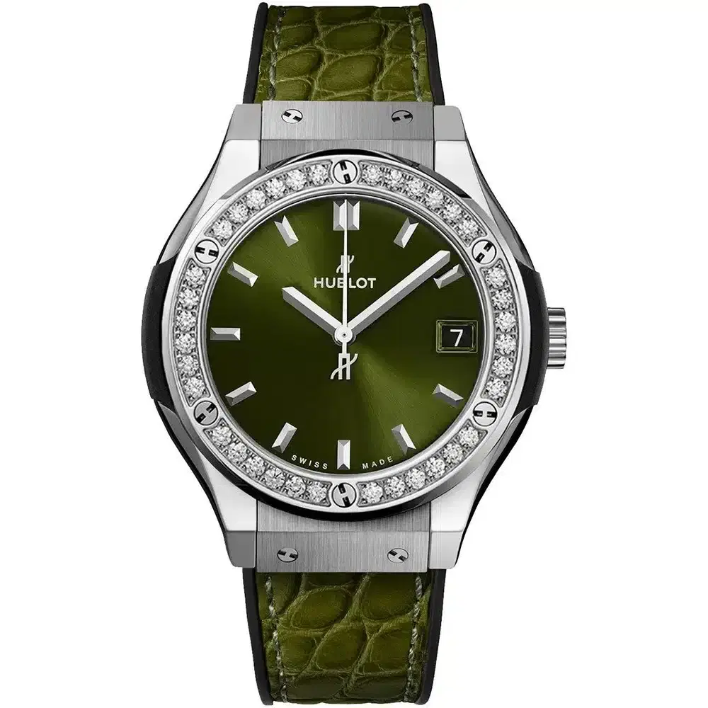 Hublot 581.NX.8970.LR.1104 Classic Fusion Quartz 33mm Ladies Watch