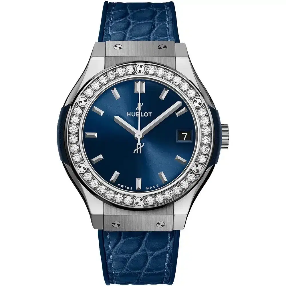 Hublot 581.NX.7170.LR.1104 Classic Fusion Quartz 33mm Ladies Watch