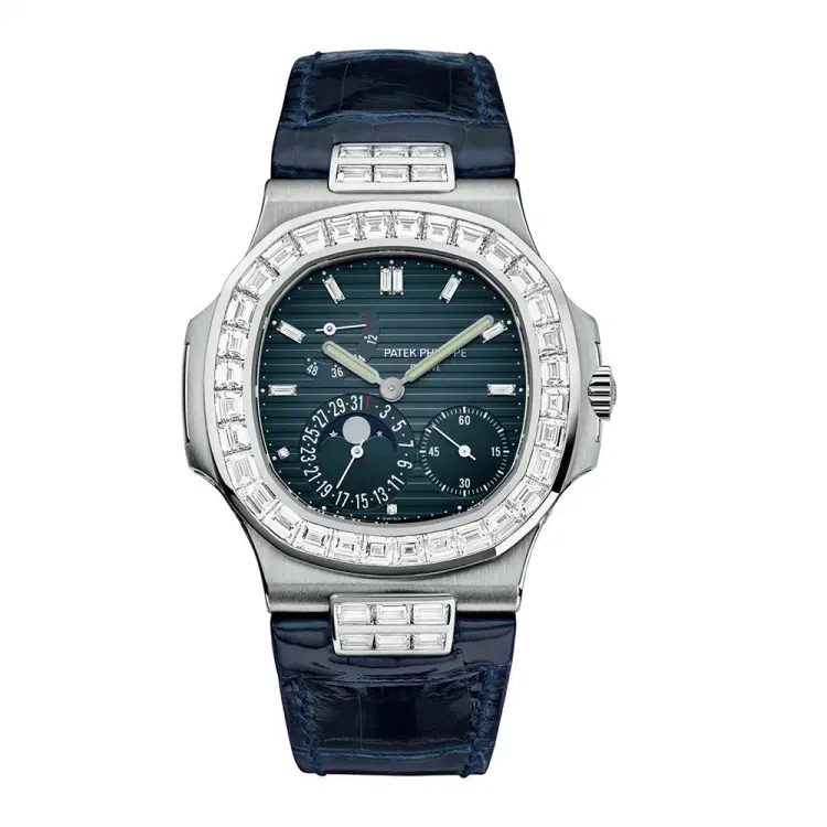 Patek Philippe 5724G-001 Nautilus Self-Winding-Hover-Image