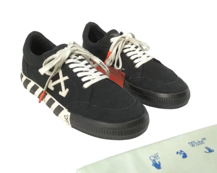 Size 43 - Off White Low Vulcanized Arrows Logo Sneakers-Hover-Image