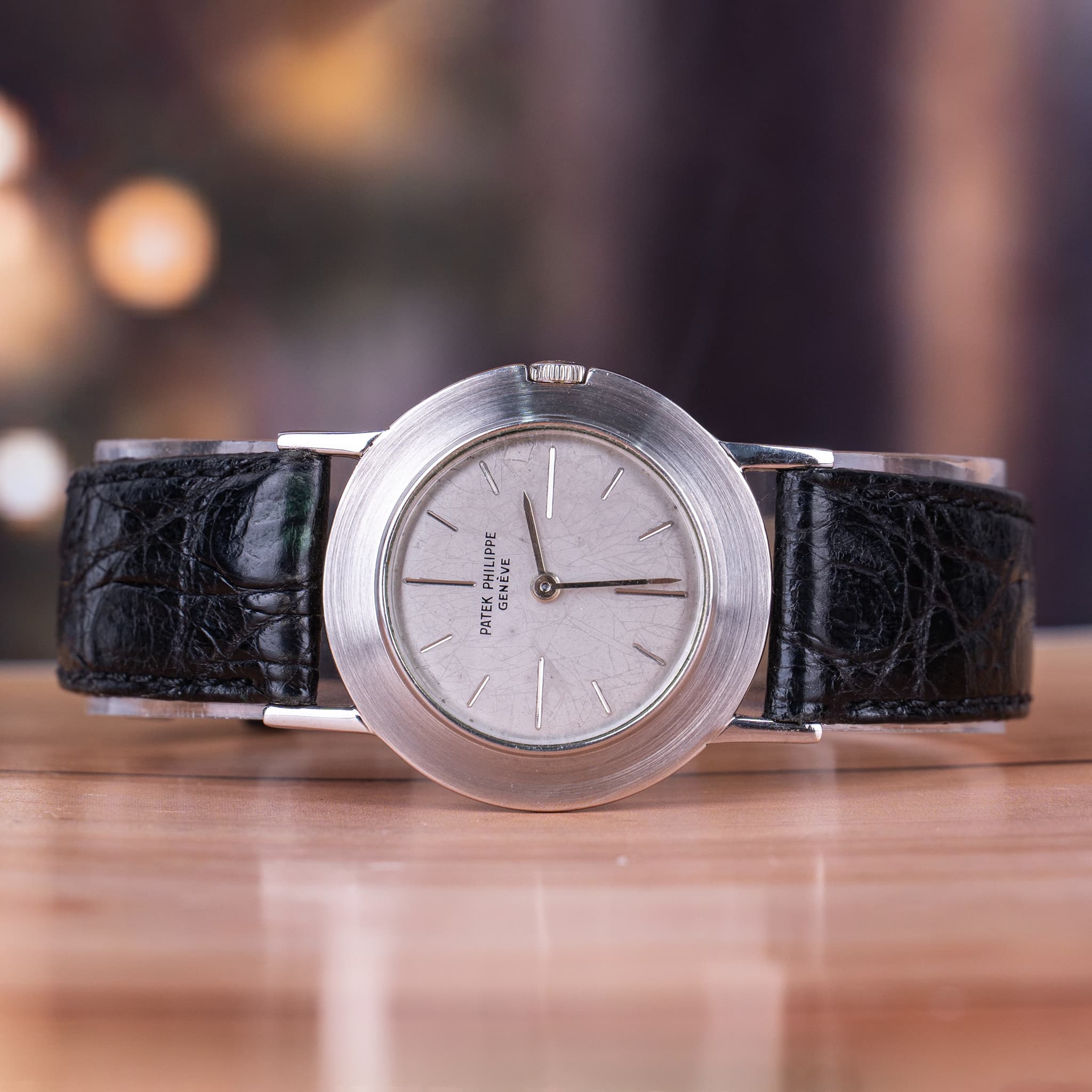 Patek Philippe 32 MM Silver Dial White Gold Manual Winding Watch Ref. No 2594