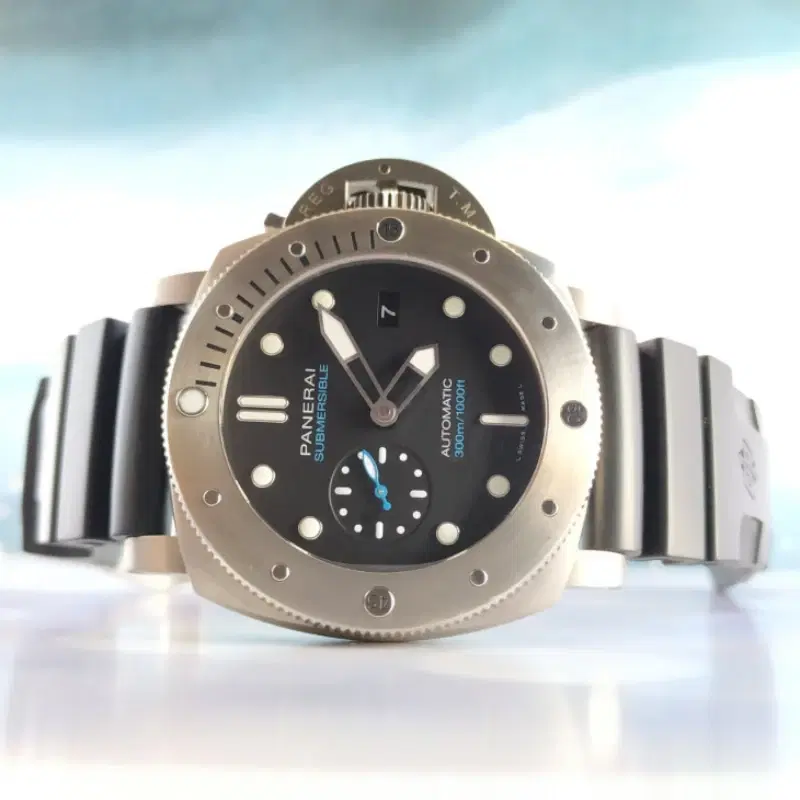 Panerai Submersible PAM01305 47MM