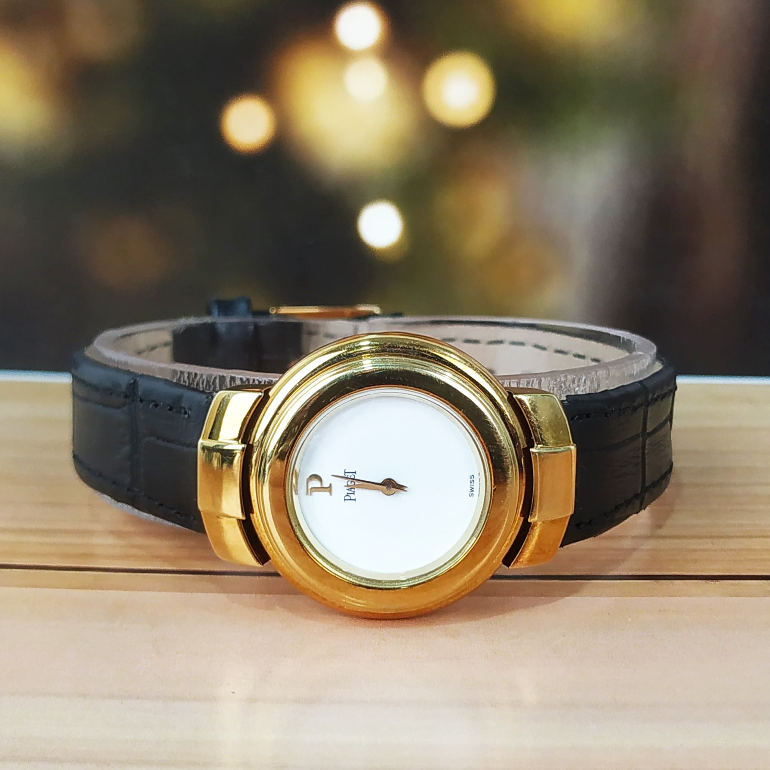 Piaget 26.5MM 18k Gold Ladies Quartz