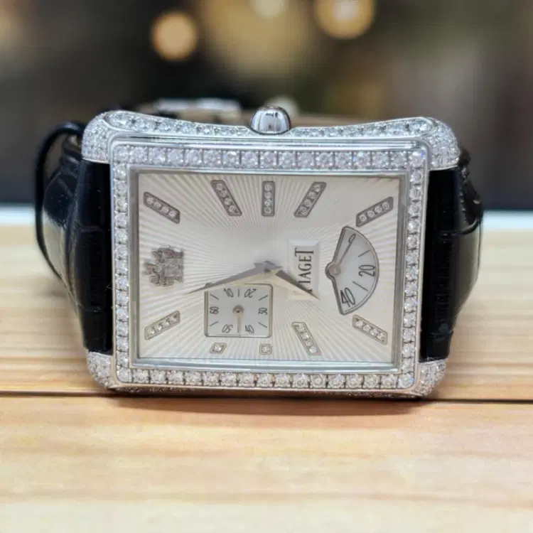 Piaget Emperador 18k White Gold Automatic-Hover-Image