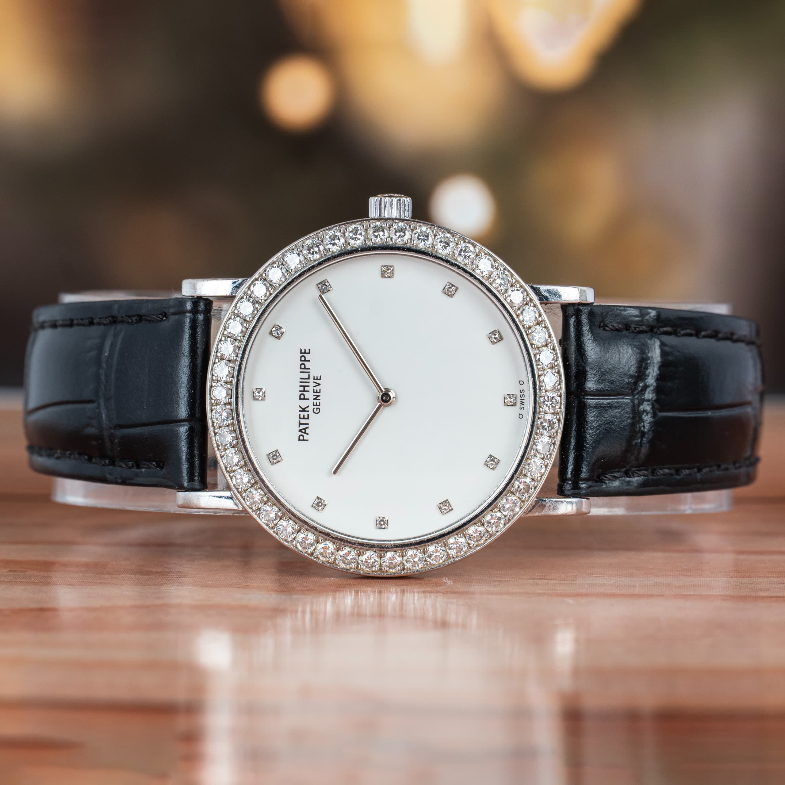 Patek Philippe Calatrava 33 MM 18K White Gold Women Watch Ref. No 5006G
