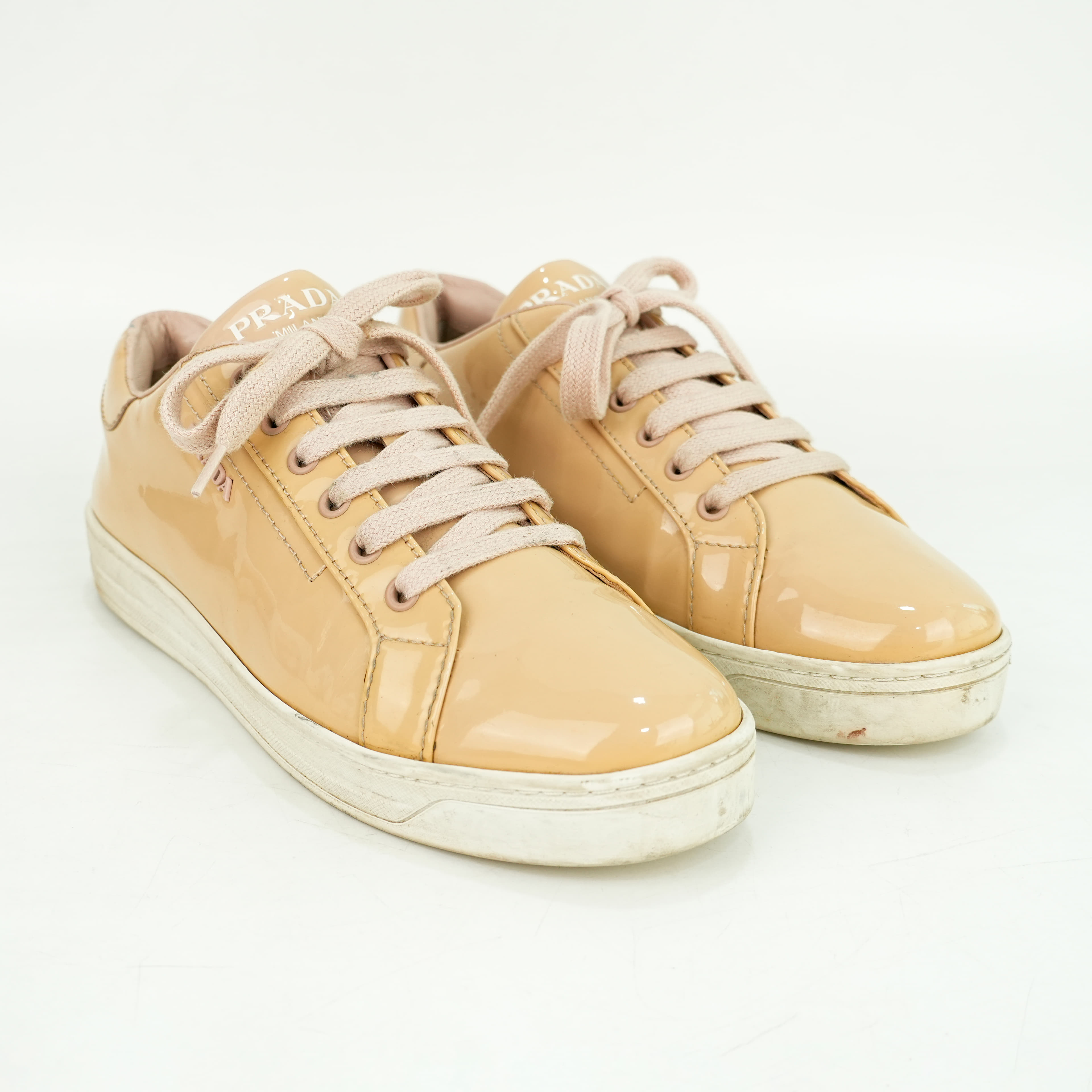 EU 40 - Prada Sport Beige Patent Leather Low Top Sneakers