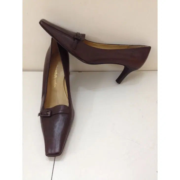 Russell & Bromely Court Shoes