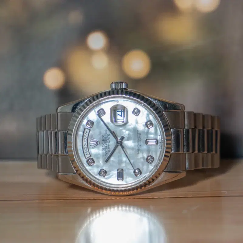Rolex Day Date 36 MM MOP Diamond Dial White Gold Automatic