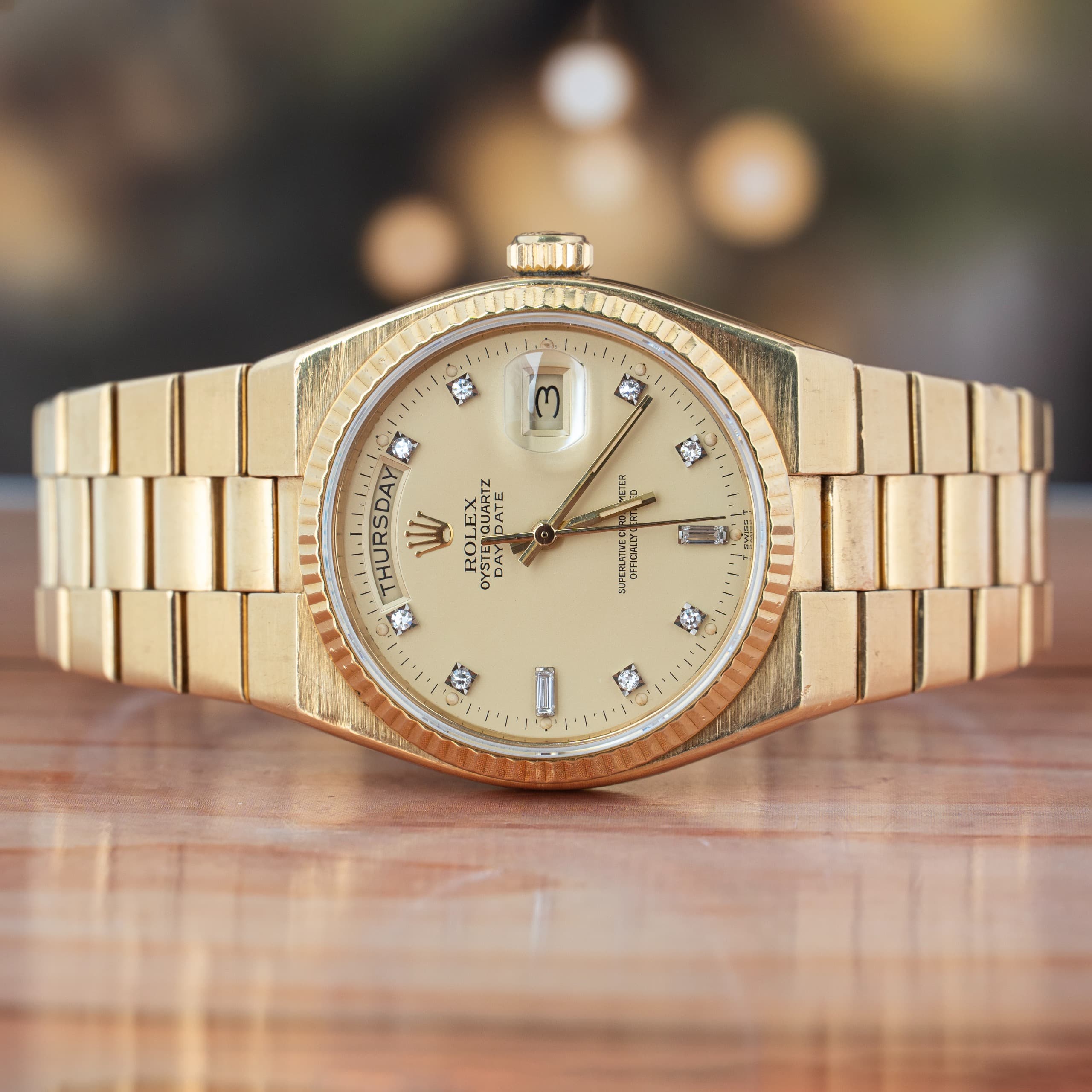 Rolex Day-Date Oysterquartz 36 MM Diamond Dial 18K Yellow Full Gold Quartz Watch Ref. No 19018