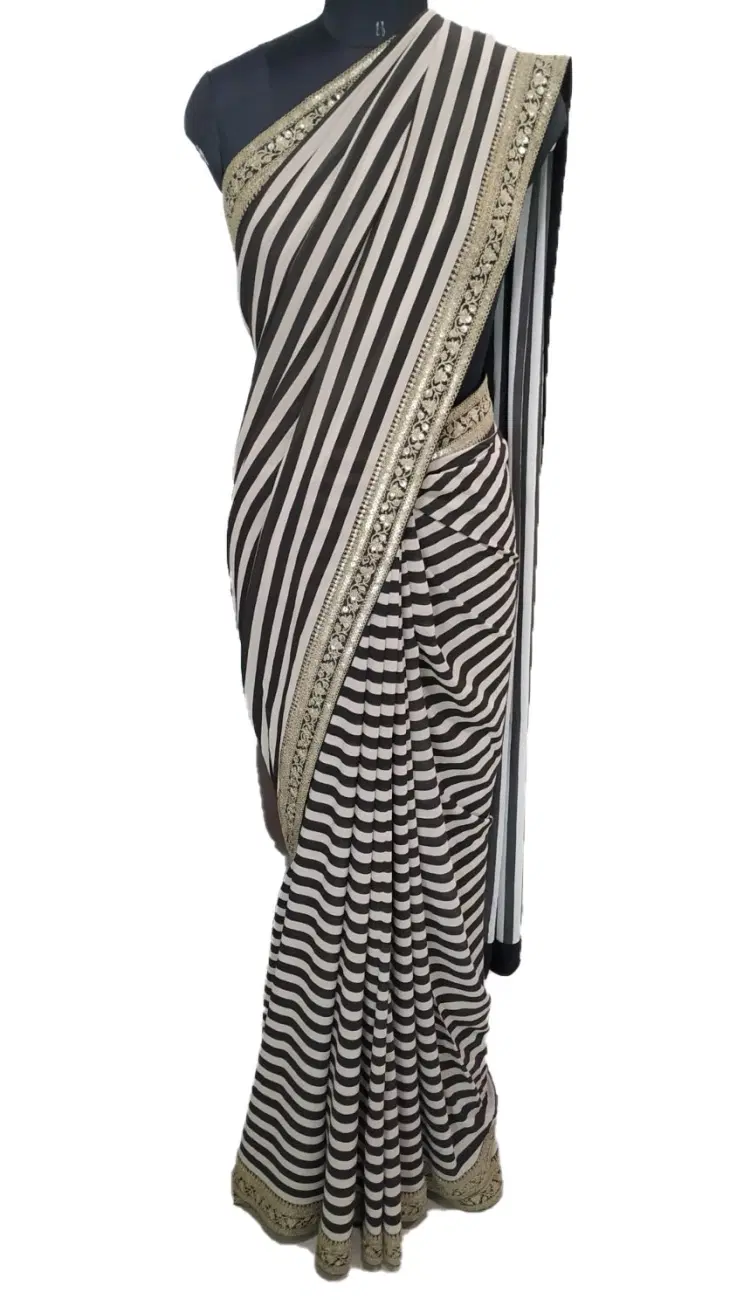 Sabyasachi Black & White Saree Whithout Blouse-Hover-Image