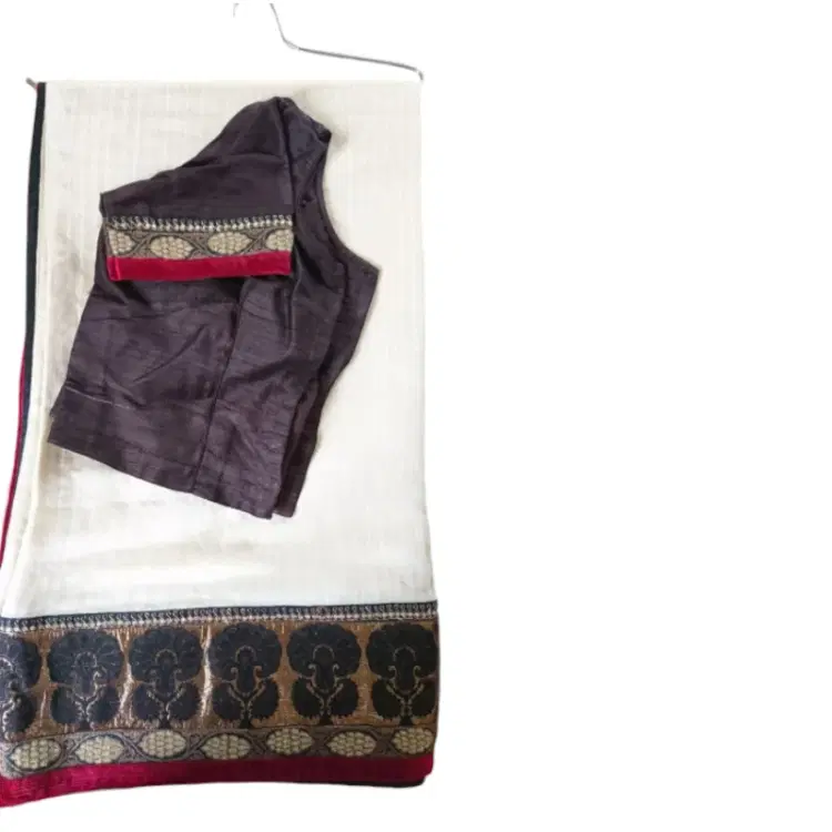 Sabyasachi Saree with Blouse-Hover-Image