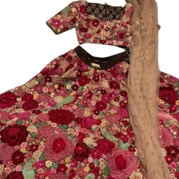 Sabyasachi Floral Lehanga-Hover-Image