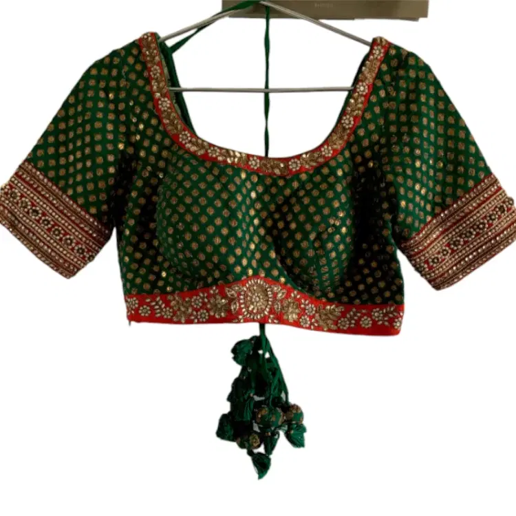 Sabyasachi Saree-Hover-Image