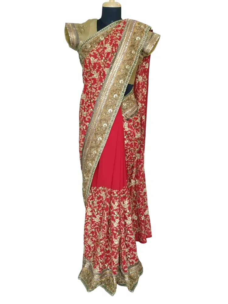 Sabyasachi Bridal Saree-Hover-Image