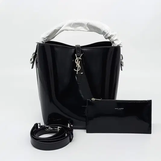 Saint Laurent LE37 Cassandra Bucket Bag (742828)-Hover-Image