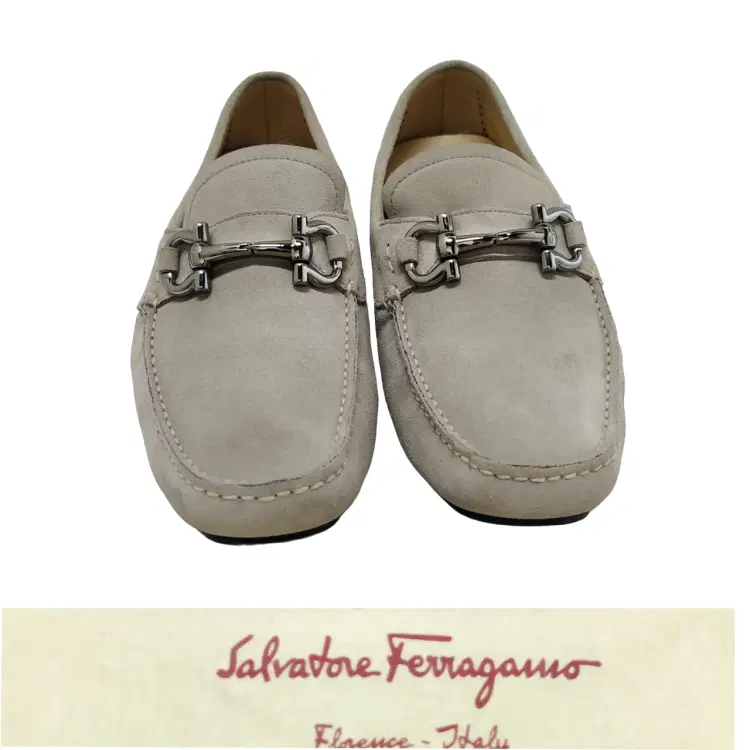 Szie 6 - Salvatore Ferragamo Grey Suede Parigi Gancini Driver Loafer-Hover-Image