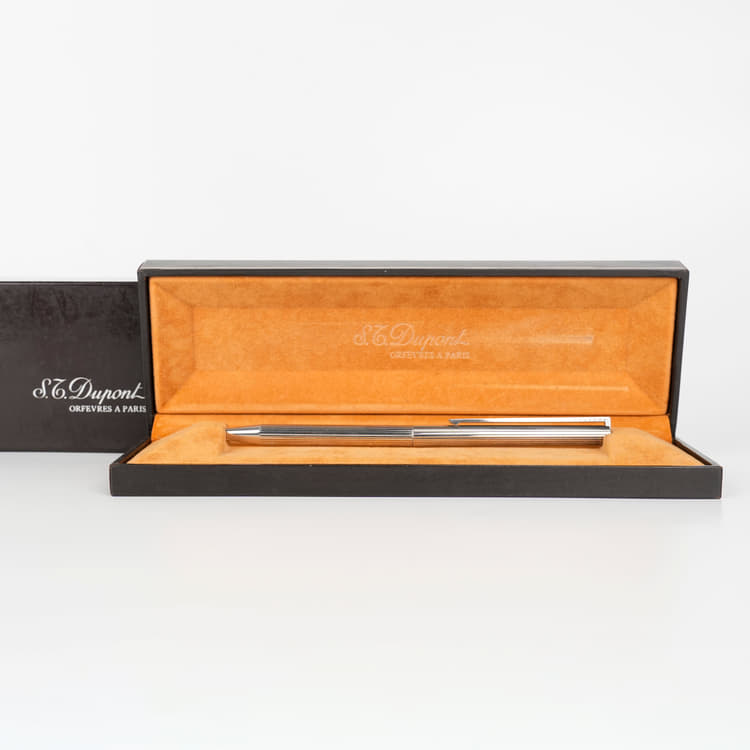 S.T. Dupont Classique ballpoint pen in Silver-Hover-Image
