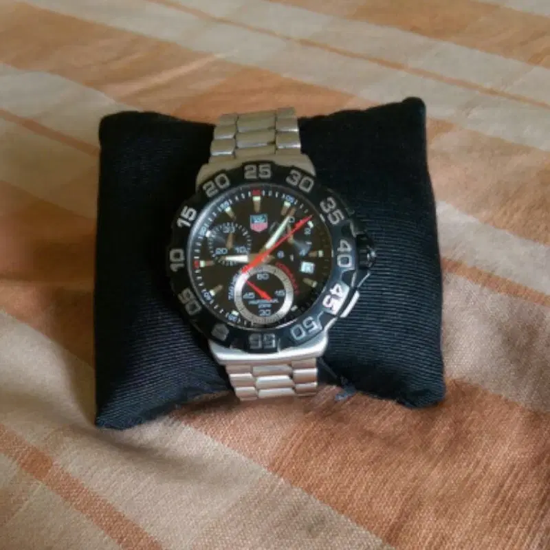 TAG Heuer Formula 1 Grande Date