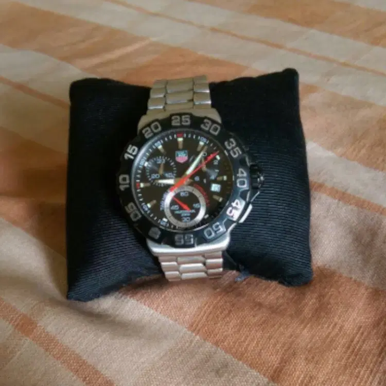 TAG Heuer Formula 1 Grande Date-Hover-Image